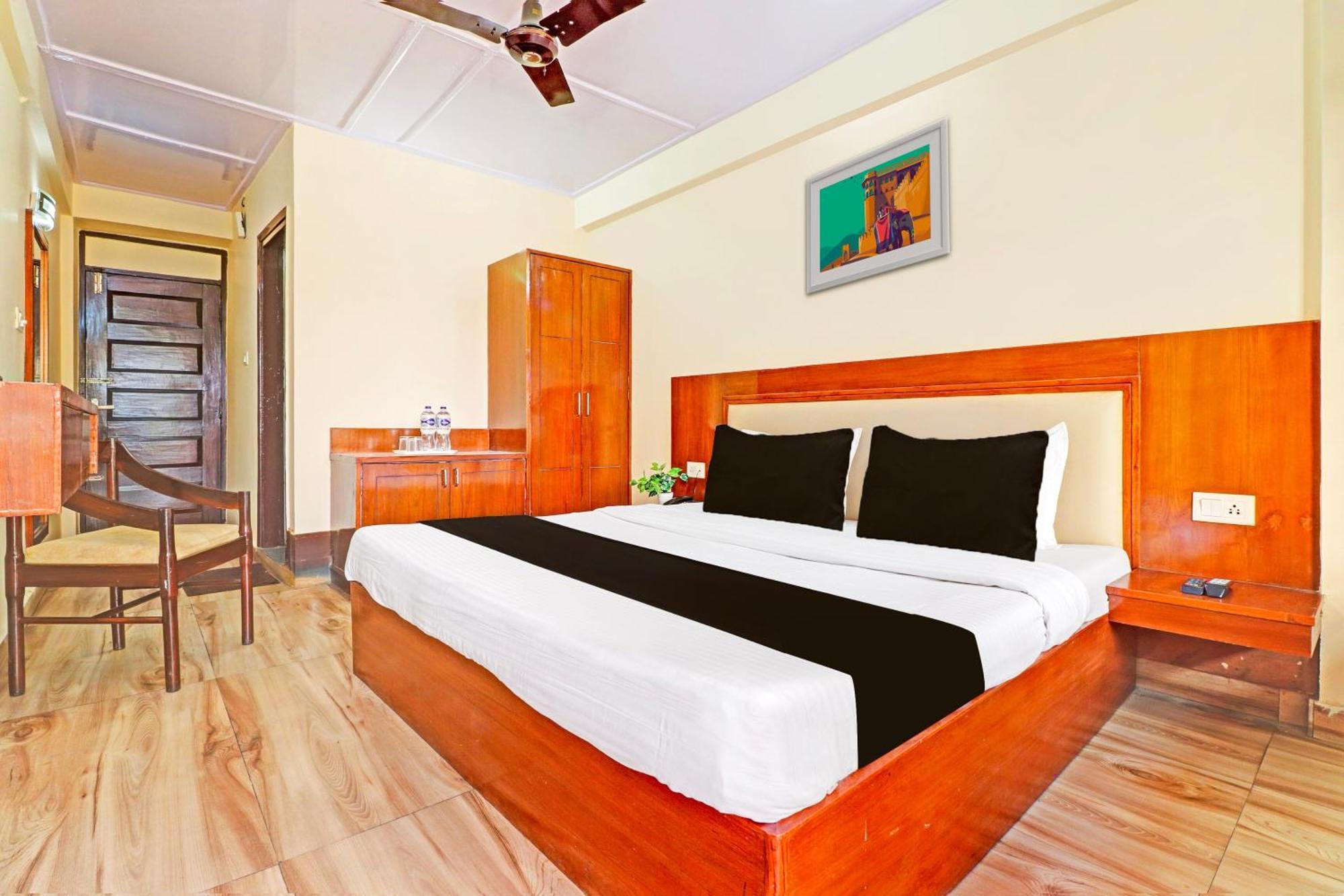 Hotel Super Collection O Pioneer à Mussoorie Extérieur photo